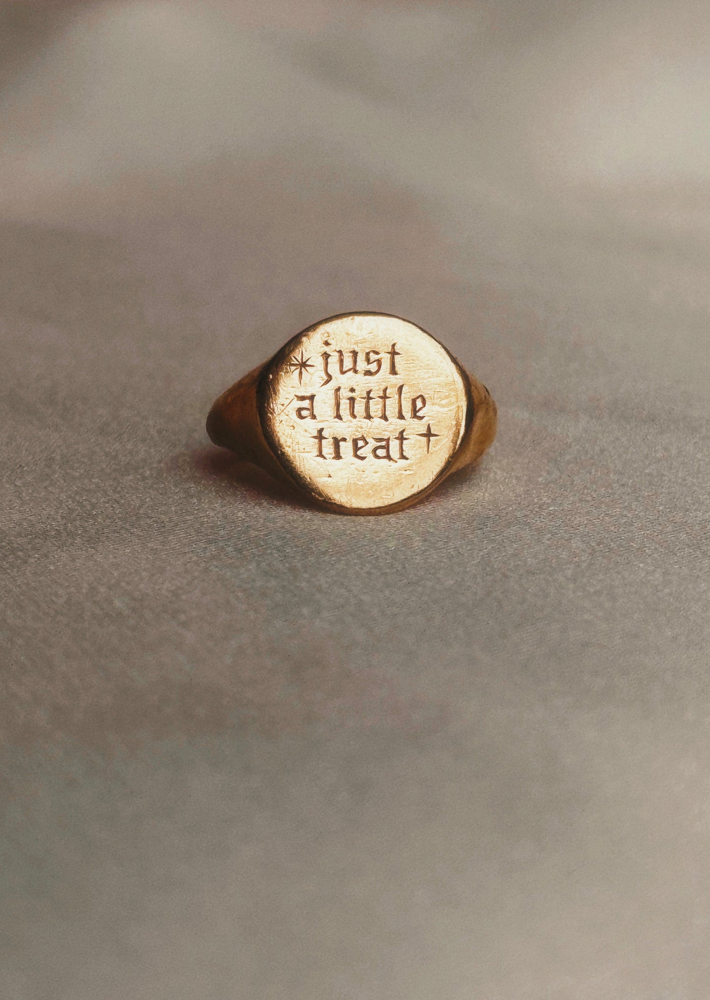 'just a little treat' Mini Signet